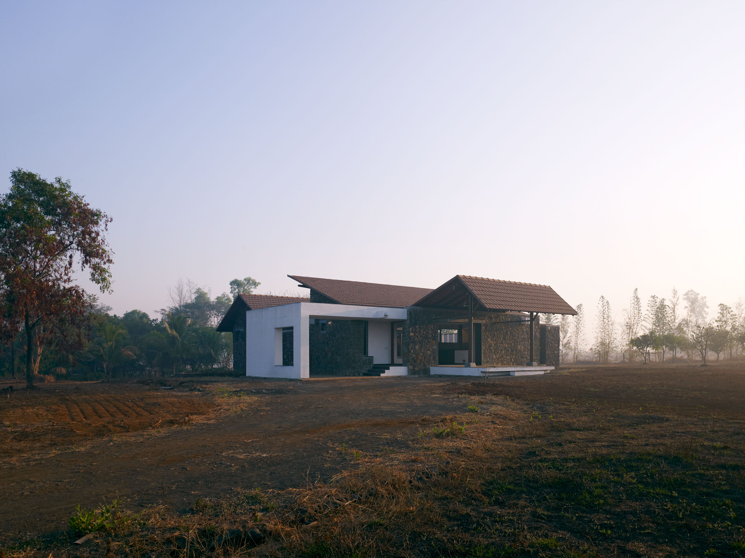 E12371 · Opolis Karjat House